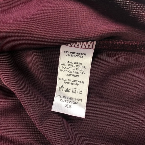 Gianni Bini Velvet Flutter Sleeve Wrap Top R527 - Picture 8 of 8